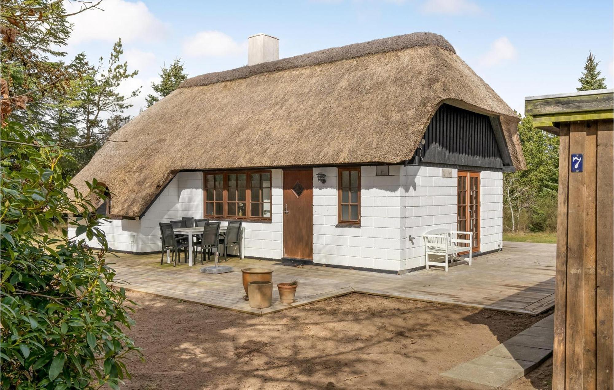 3 Bedroom Beautiful Home In Ringkøbing Екстериор снимка